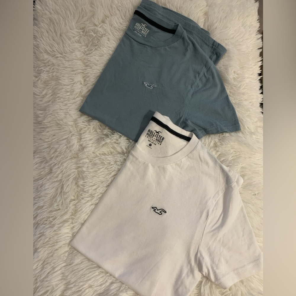 Hollister Blue and White T-Shirts